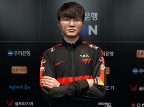 Faker: 'Tôi muốn thi đấu lâu hơn tất cả các tuyển thủ chuyên nghiệp khác'