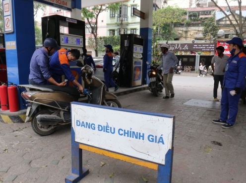 Giá xăng có thể giảm mạnh vào chiều nay 21/3