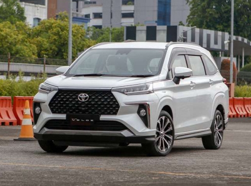 Giá lăn bánh Toyota Veloz Cross 2022 tại Việt Nam