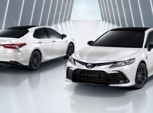 Toyota Camry bổ sung thêm phiên bản đặc biệt mới, giá bán tăng nhẹ