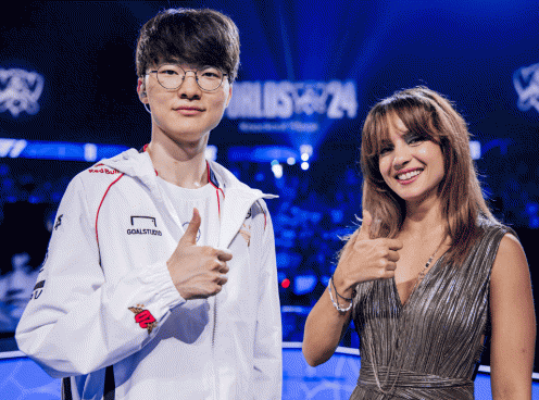 Faker: 'Tôi đọc sách để cải thiện kỹ năng chơi game'