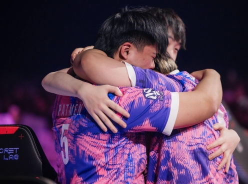PRX lên đỉnh Masters: 'Một chiến thắng đầy thi vị'
