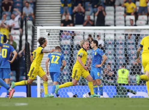 Video Thụy Điển 1-1 Ukraina: Duyên ghi bàn của Forsberg 