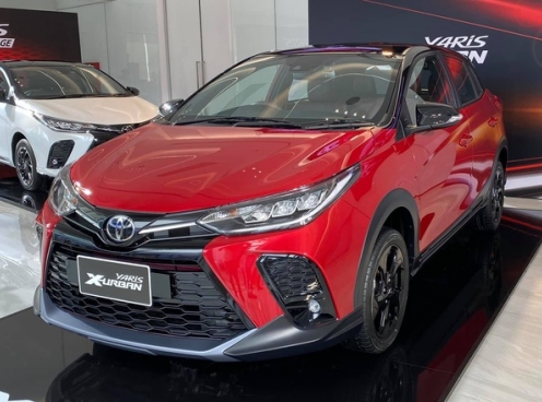 Hatchback hạng B đẹp long lanh của Toyota về đại lý, giá chỉ 380 triệu đồng