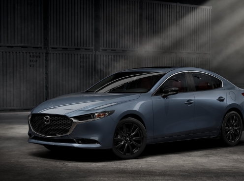 Mazda 3 2022 được bổ sung phiên bản Carbon Edition, giá 600 triệu đồng