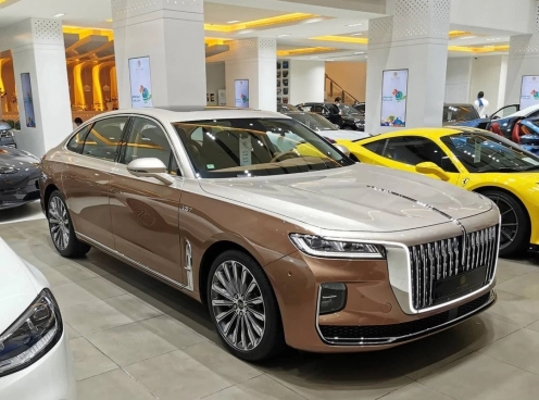 Hongqi ra mắt 2 mẫu xe mới tại Việt Nam: thiết kế như Rolls-Royce, giá rẻ