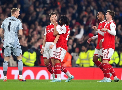 Video bàn thắng Arsenal vs Zurich: Siêu phẩm cứu nguy Arsenal
