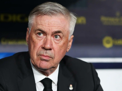 HLV Ancelotti nổi giận: 'Tôi cảm thấy đau đớn về trận này'