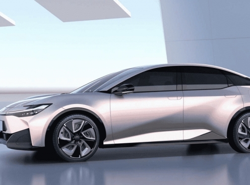 Toyota sắp ra mắt mẫu sedan chạy điện đẹp long lanh, kích thước ngang Camry
