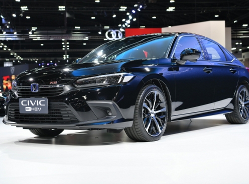 Honda Civic e: HEV chốt lịch ra mắt vào ngày mai (15/6), đe nẹt Mazda 3, Kia K3