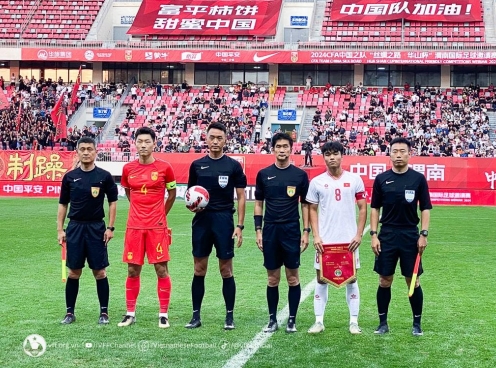 Thế trận cống hiến, U19 Việt Nam thua sít sao Trung Quốc