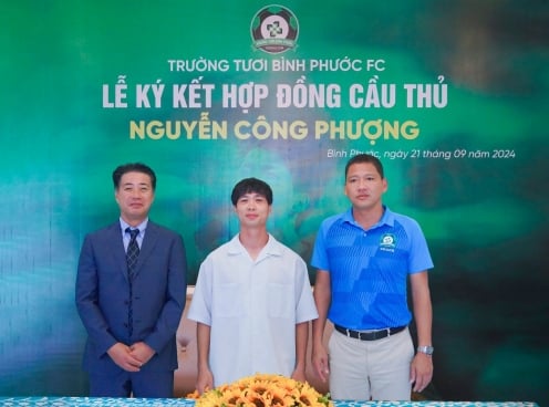 Công Phượng lần đầu chia sẻ về quyết định chọn thi đấu ở hạng Nhất