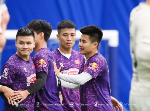 CĐV Đông Nam Á phản ứng khi ĐT Việt Nam thăng hoa trước AFF Cup