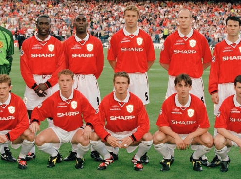 Đội huyền thoại Man Utd đá giao hữu tại Việt Nam