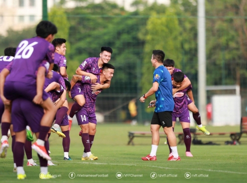 Tiền đạo Việt kiều Châu Âu lên U22 Việt Nam chuẩn bị cho SEA Games