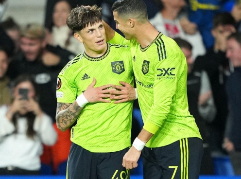 Rời MU, Garnacho sát cánh cùng Ronaldo ở bến đỗ bất ngờ