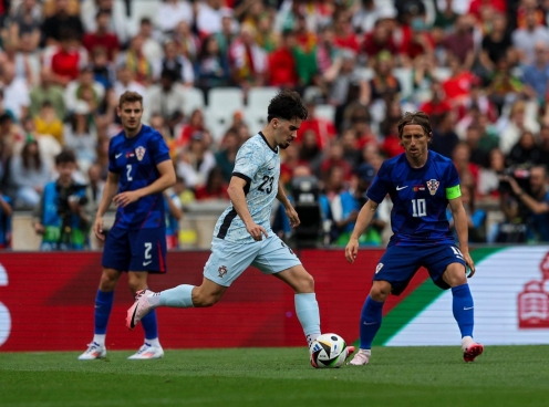 Không Pedri hay Bellingham, Modric chỉ thẳng tiền vệ hay nhất lúc này