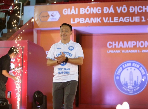 HLV Nam Định đã tính toán cho mùa giải mới
