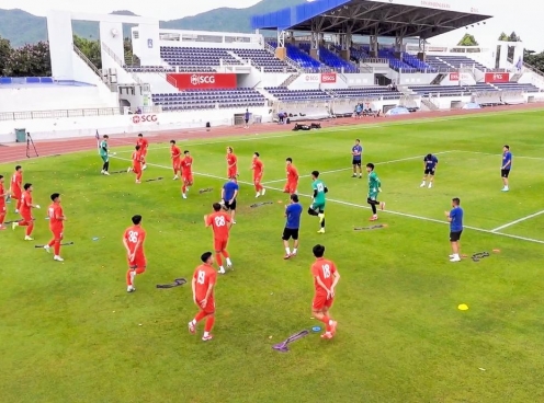 U23 Việt Nam tập buổi đầu tiên chuẩn bị cho U23 Đông Nam Á