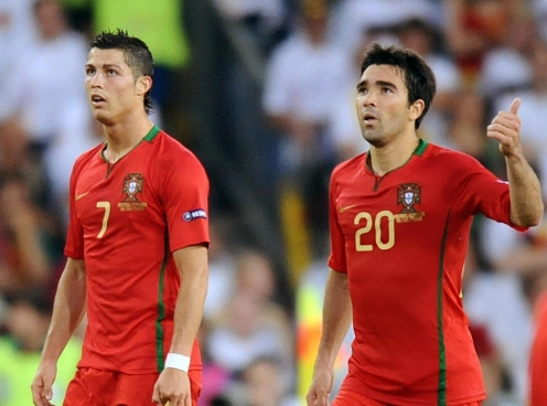 Không Messi lẫn Ronaldo? Huyền thoại Bồ Đào Nha chọn cái tên bất ngờ xuất sắc nhất