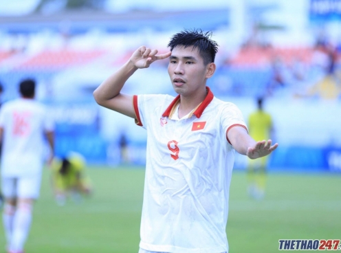 HLV Popov chiêu mộ thành công Vua phá lưới Đông Nam Á