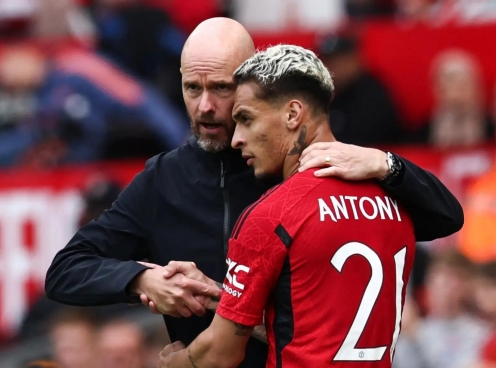 Erik ten Hag phũ phàng với Antony
