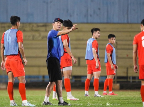 HLV Kim Sang Sik đón tin cực vui từ U23 Việt Nam