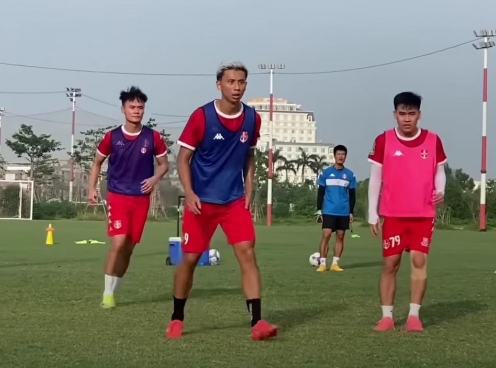 Rời CLB hàng đầu V-League, cầu thủ Việt kiều Trung Quốc có bến đỗ bất ngờ