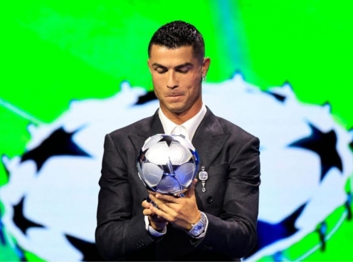 CHÍNH THỨC: Cristiano Ronaldo nhận giải thưởng tại cúp C1