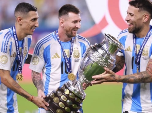 HLV Scaloni chỉ 2 tuyển thủ Argentina độc nhất vô nhị: Messi và ai?