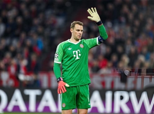 Tại sao Bayern Munich thay thủ môn Neuer đầu hiệp 2?