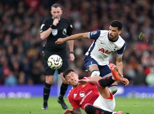 Bruno báo hại thẻ đỏ, MU thua tan nát Tottenham tại Old Trafford