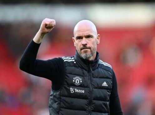 Ten Hag tung hô hàng phòng ngự MU, nhắc tới Sir Alex