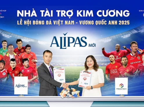 Alipas cùng huyền thoại Manchester Reds tỏa sáng “bản lĩnh phái mạnh” tại Việt Nam