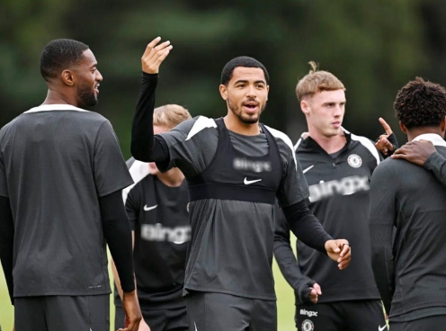Giải chưa đá, Chelsea đã mất ngôi sao cả mùa