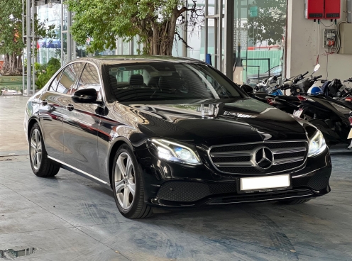 Giật mình với mức khấu hao của Mercedes Benz E Class E250 sau 7 năm lăn bánh