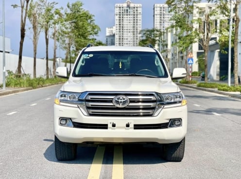 Land Cruiser LC200 2017 khấu hao bao nhiêu sau khi di chuyển gần 100.000 km?