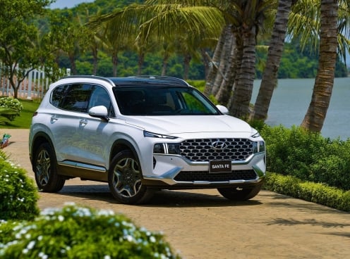 Cơn sốt Hyundai Santa Fe máy dầu lên đỉnh khi chênh giá lên tới gần trăm triệu đồng