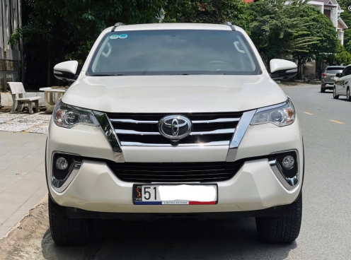 Bất ngờ với mức giá rao bán của Toyota Fortuner 2017 bản xăng nhập khẩu sau 7 năm sử dụng