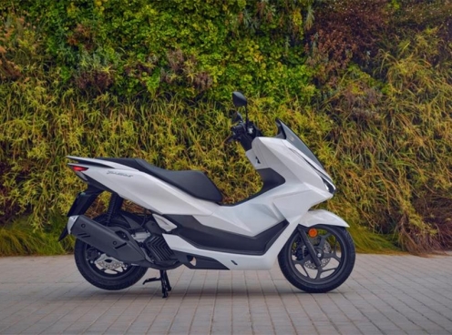 Honda PCX 125 2025 ra mắt tại EICMA 2024: Thiết kế mới, công nghệ hiện đại, tăng thêm tiện ích