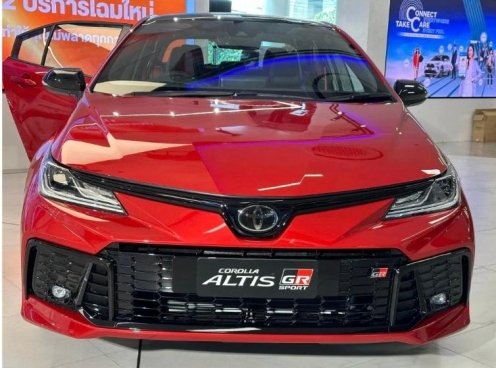 Cận cảnh Toyota Corolla Altis GR Sport 2025: Phiên bản nâng cấp với thiết kế thể thao và công nghệ hiện đại