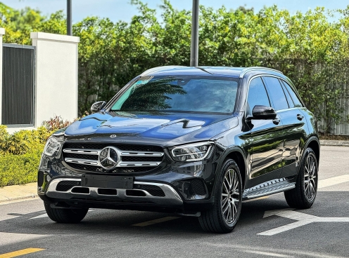 Mercedes GLC 200 2022 rao bán khó tin sau khi lướt vỏn vẹn 10.000 km