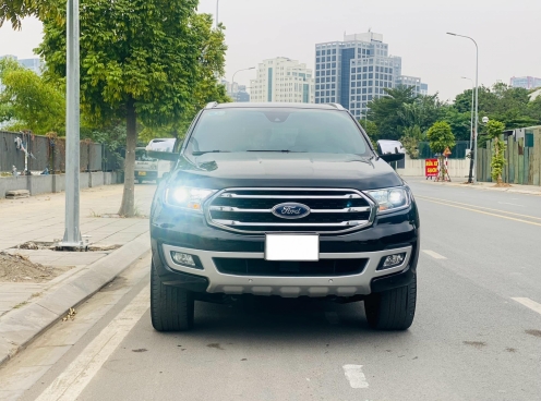 Lăn bánh 4 năm, Ford Everest bản Cao nhất khấu hao gần 600 triệu đồng