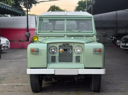 Land Rover Defender Series II đời 1975: Giá hơn 2,2 tỷ đồng, vượt qua Mercedes-Benz GLC đời mới