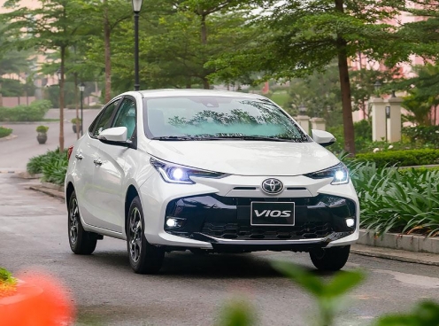 Phân khúc sedan hạng B lao dốc, Toyota Vios 'níu giữ' ánh hào quang