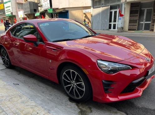 Doanh nhân Nguyễn Quốc Cường 'mở bát' đầu năm với siêu phẩm hiếm có Toyota 86