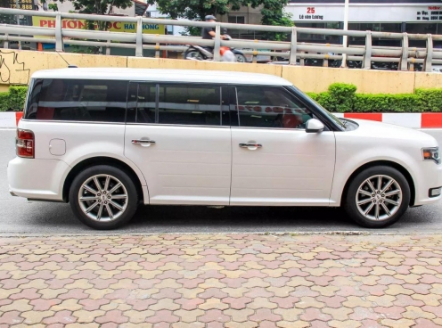 Ford Flex 2014 - SUV Mỹ hiếm hoi được rao bán trên sàn xe cũ với mức giá không hề rẻ