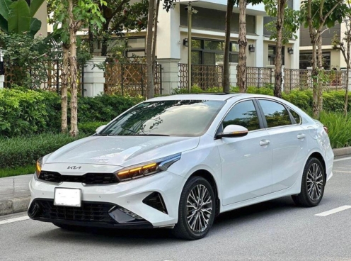 Sedan hạng C mất vị thế: Một thời 'xe quốc dân', nay chỉ còn là ký ức?