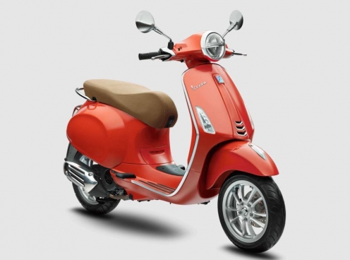 Bảng giá xe máy Vespa tháng 7/2025: Primavera, Sprint, GTS có gì mới?