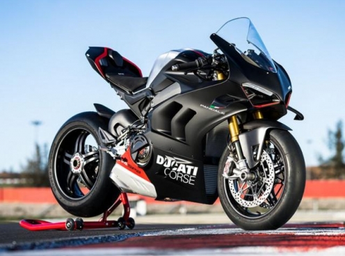 Bảng giá xe máy Ducati tháng 07/2025: Chi tiết từng mẫu từ Diavel, Hypermotard đến DesertX